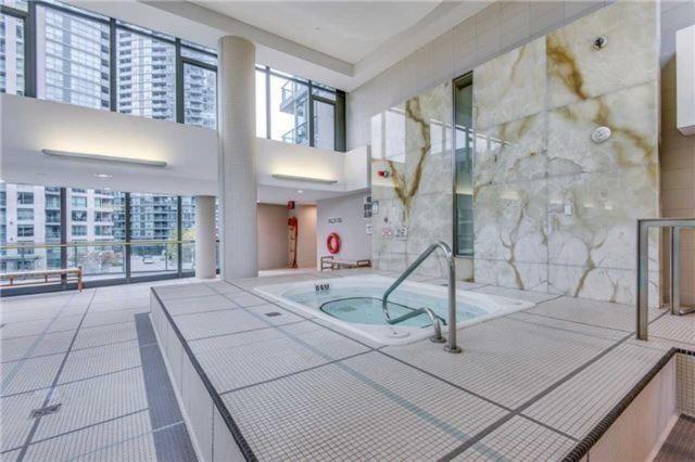 Lakefront Living Downtown Toronto - Free Parking, Gym, Indoor Pool Kültér fotó